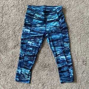 Excellent Condition Lululemon Fast and Free Crops